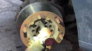 Mercedes Atego 817 Front brake replace