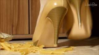 High Heels on Monday in 10 Seconds #5 - Pasta