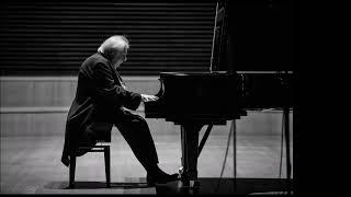 Grigory Sokolov plays Bach, Beethoven and Bach/Brahms