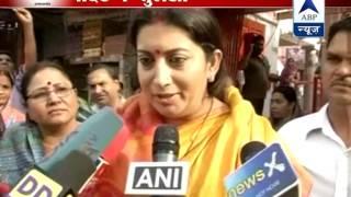 Smriti Irani prays as she begins her campaign in Amethi