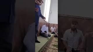Сотрудники ворвались в мечеть и прокляли мусульман