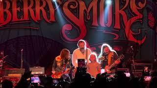 Blackberry Smoke - Old Scarecrow (w/ Canaan Grey)