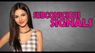 SIGNS SHE'S FLIRTING WITH YOU | SUBCONSCIOUS SIGNALS | DOES SHE LIKE YOU