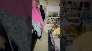 Ade qeisya ultah di kasih surprise sama kaka ayyi..