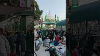 #sabirpak #kaliyarsharif #islamiclov #dargahsabirpak #viralvideo #shortvideo #dargaha #youtubeshort