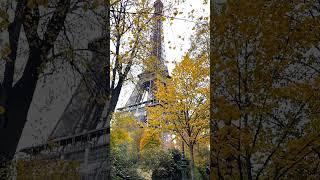 چهره پاییزی ایفیل  Le visage d'automne de la Tour Eiffel