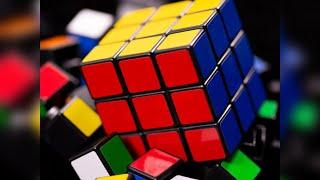 How To Solve A Rubik’s Cube In 2 Moves!