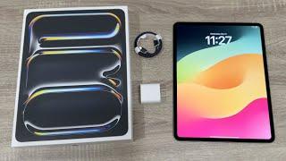 iPad Pro 13 inch M4 Unboxing: Space Black!