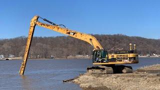 345CL CAT Excavator Long Boom River Dredging