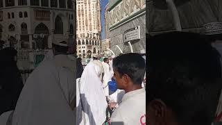 People Drinking Zamzam water #shorts #viral #shortvideo #islamicstatus #islamic #masjidalharam