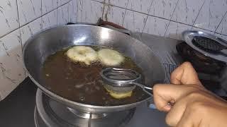 Trick to make round medu wada with proper hole