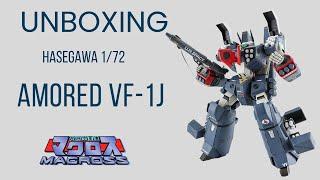 Unboxing Hasegawa 1/72 VF-1J Armored Valkyrie - Macross 40th
