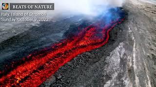 EPIC TIMELAPSE AND FOOTAGES OF STROMBOLI VOLCANO IN ITALY