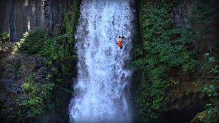 Oregon Cliff Jumping (70ft Suicide Dive)