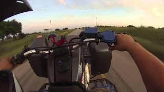 Yamaha banshee 350 6th gear high speed wheelie on highway