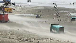 Strong winds and rains batter West Bengal as Cyclone Remal hits India | AFP