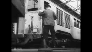 Train & Public Transport in London - 1941 British Council Film Collection - CharlieDeanArchives