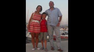 Alex 18 ani Familie 1