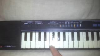 Casio 80s keyboard synthesizer