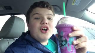 LASERWELDO92 TRIES THE UNICORN FRAPPUCCINO