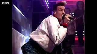 (4K Upscaled UHD 60FPS) (Request) Vanilla Ice - Ice Ice Baby (1990)