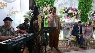 03 Bonnie & Clyde Jay Z Beyonce Cover At Indonesian Wedding