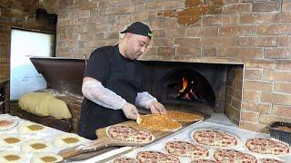 The best turkish pizza in the world! Turkish street food