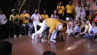 Capoeira Angola - Mestre Roberval e Mestre Laércio