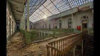 Abandoned High School From The 1800's | BROS OF DECAY - URBEX