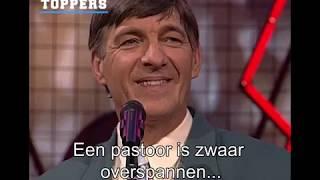 De pastoor is zwaar overspannen... | Mop van de Dag | Moppentoppers