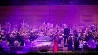 "License To Kill", MAX AND FRIENDS & das Philharmonische Orchester der Hansestadt Lübeck