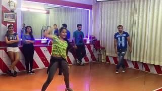 Badri ki dulhaniya routine by Dhanashree Verma | Danceotheque