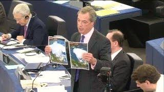 Nigel Farage confronts Barroso on global warming scam (State of the Union 2013)