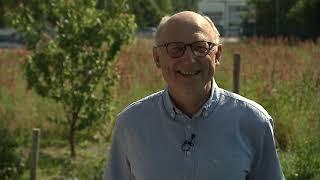 Gerhard setzt als Biologe auf Permakultur in seinem Garten in Himmelstadt