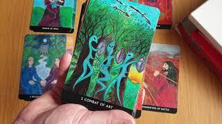 Celtic Wisdom Tarot by Caitlin Matthews  -  Unboxing and Deck Flick Thru