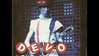 DEVO    live 1980