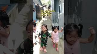 ANAK KEMBAR 3 APA KEMBAR 4 NIH SAMA KK NYA YANG BAJU LORENG #triplets #kembar3