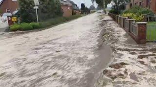 Schwere Unwetter in Niedersachsen: Schlammlawinen und Windhose richten massive Schäden an