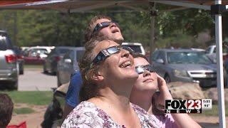 VIDEO: People gather across the U.S. to witness total solar eclipse
