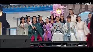 Word of Honor concert ( Ye bai yi singing) and Junzhe laugh at him