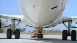 Holden Commodore VL "Plane Tow" Classic Ad