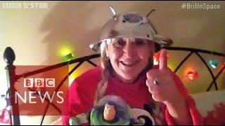 Stargazers react to Tim Peake's launch - BBC News