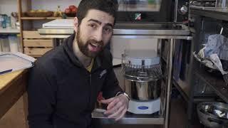 How to use a spiral mixer to make dough (Neapolitan pizza)