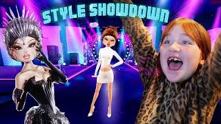 STYLE SHOWDOWN with ADLEY and NAVEY!! new DRESS to iMPRESS game mode! a last to leave fashion show