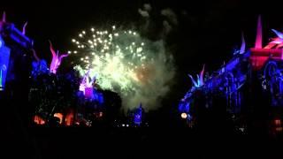 Disneyland fireworks filmed with a Nexus 6