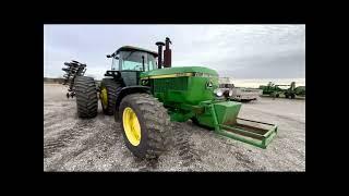 JOHN DEERE 4555 For Sale