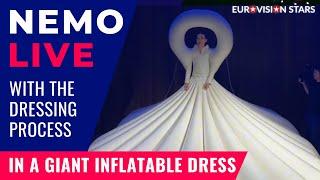 NEMO in A GIANT INFLATABLE DRESS singing “The Code” LIVE in London at the Royal Academy of Arts