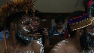 Warga Papua yang diadili di Indonesia 'dipaksa' cabut koteka | AFP