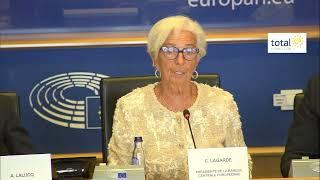 Economia: Lagarde, "I tassi rimarranno bassi, l'inflazione deve raggiungere il 2%"