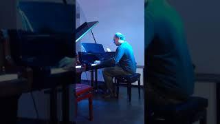 "Revolutionary Etude"  (excerpt) - at the Kawai showroom in St. Petersburg, Russia